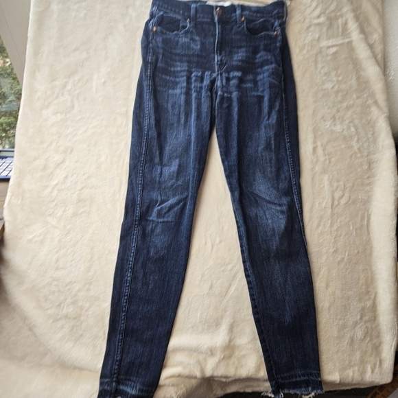 AYR Denim - AYR Jeans Women’s W30 L30 Skinny the riser  Denim frayed hem Made in Los Angeles